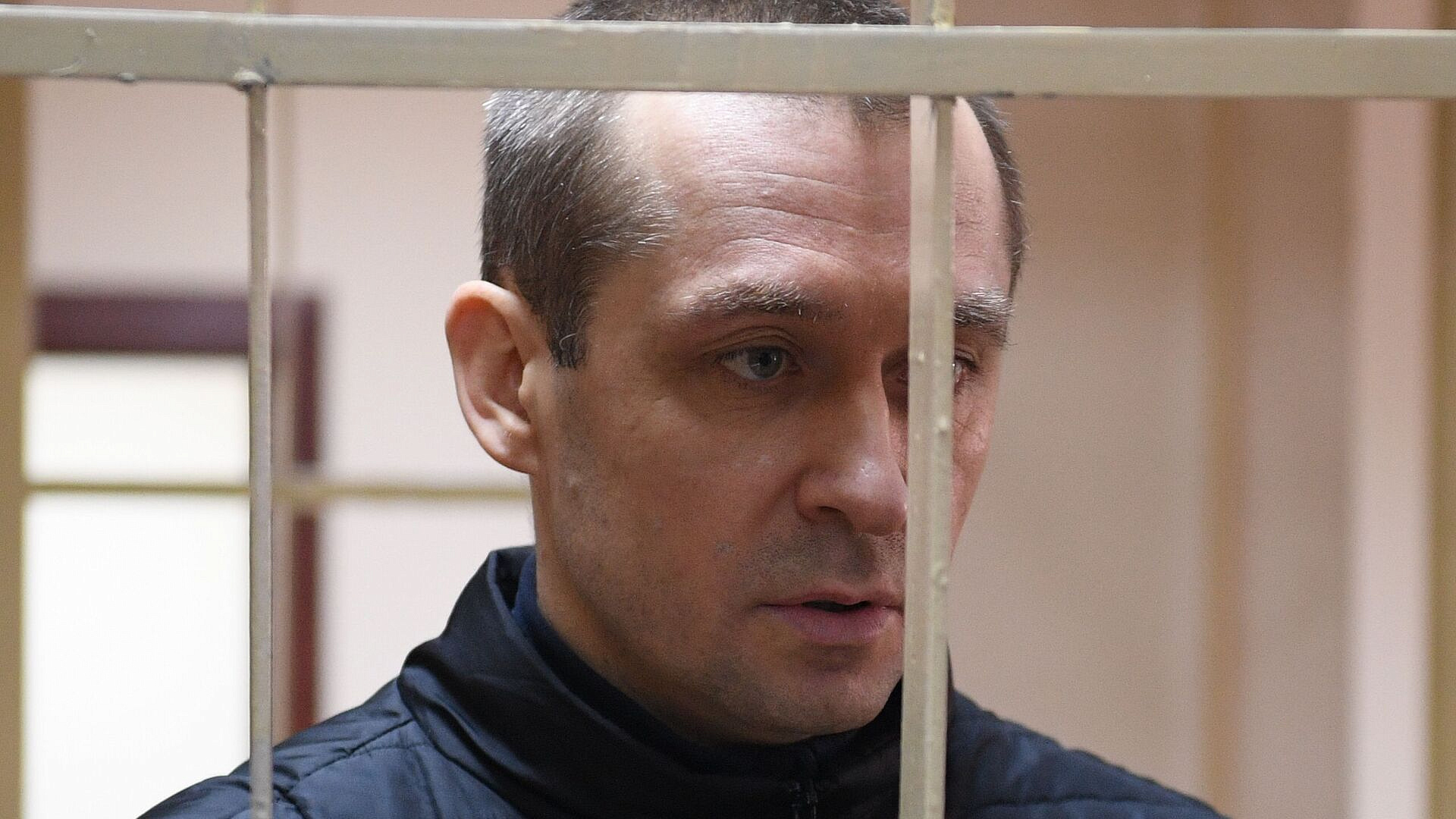 Экс-полковник Захарченко через суд добивается контракта для участия в СВО