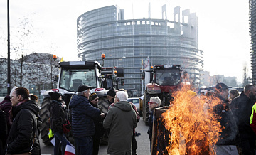 Французские фермеры вышли на протест против договора ЕС — Меркосур