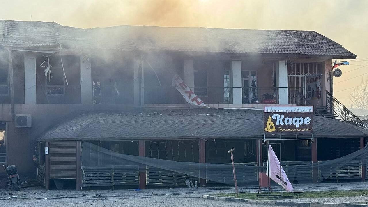 � �����-������ ����������������� ������� ����� � ������� �������