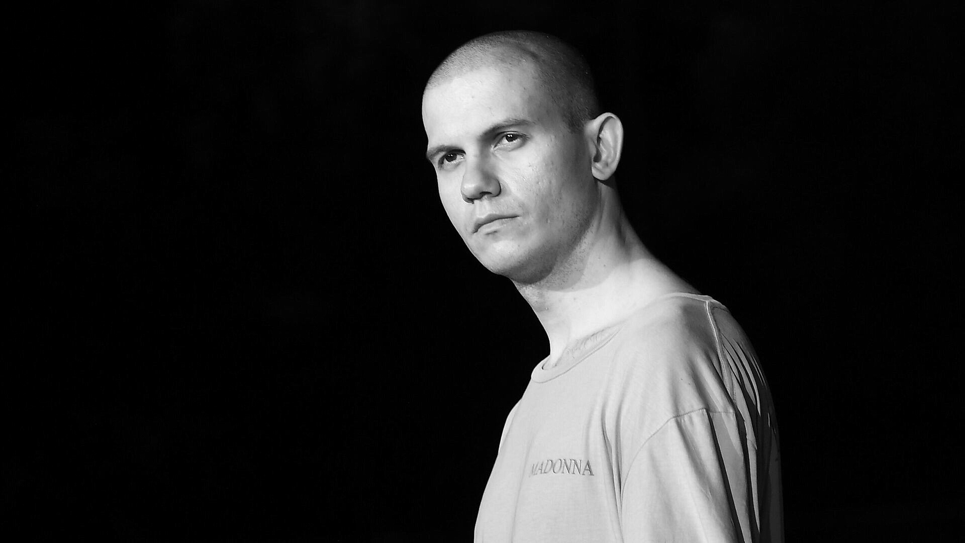 Умер солист группы Shortparis Николай Комягин