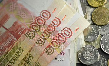 Исследование показало, где россияне хранят сбережения