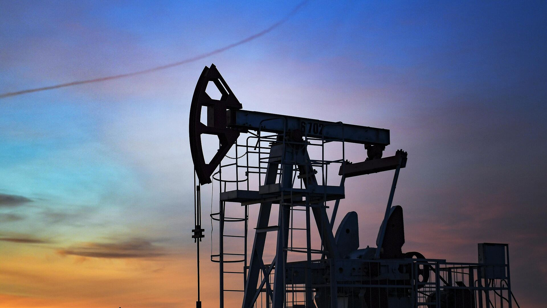 Нефть подорожала на данных о снижении запасов в США Нефть подорожала на данных о снижении запасов в США