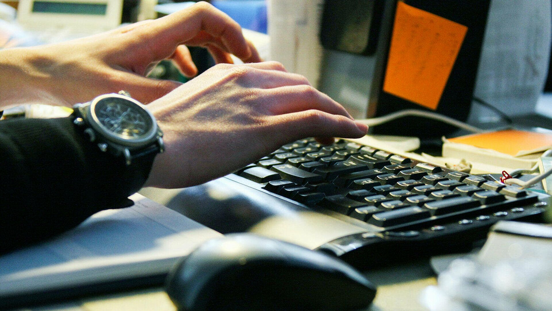 Эксперт предупредил о манипуляциях контекстной рекламой хакерами