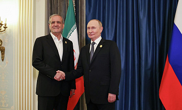 Путин и Пезешкиан обсудили продолжение контактов Москвы и Тегерана