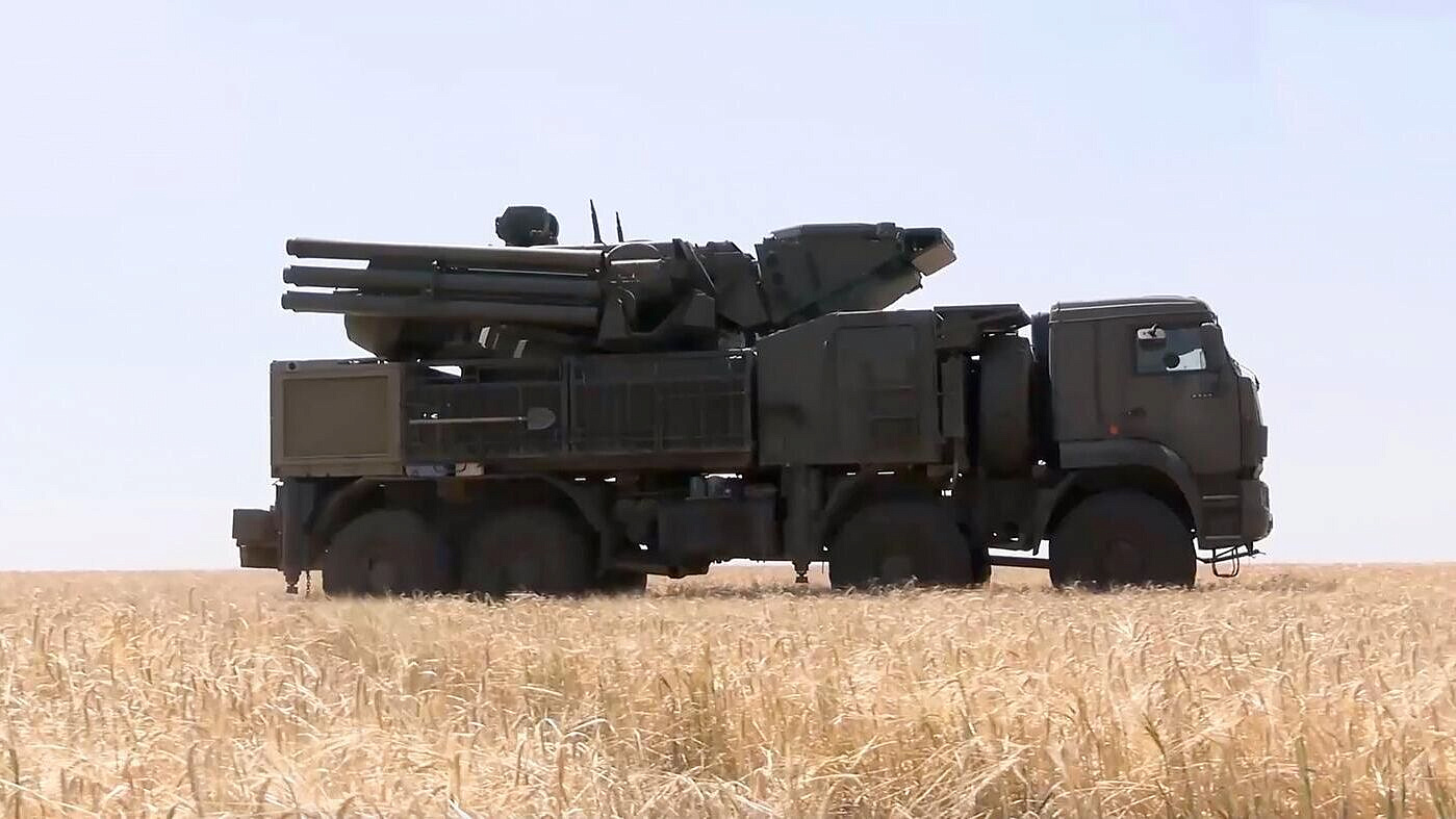 В Курской области ночью сбили 12 украинских беспилотников