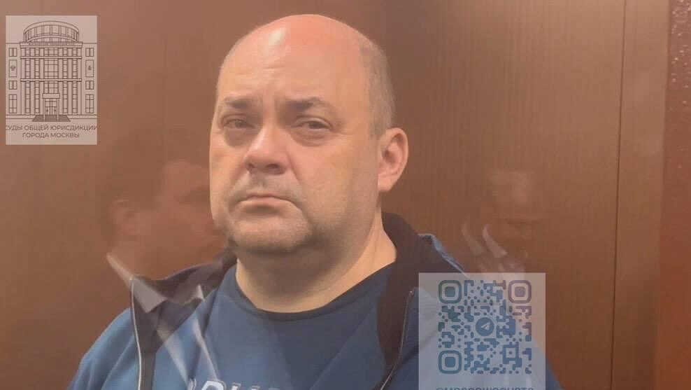 Курского экс-губернатора Смирнова доставили в суд для вынесения приговора