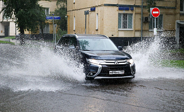 На участке Волоколамского шоссе в Москве перекрыли движение