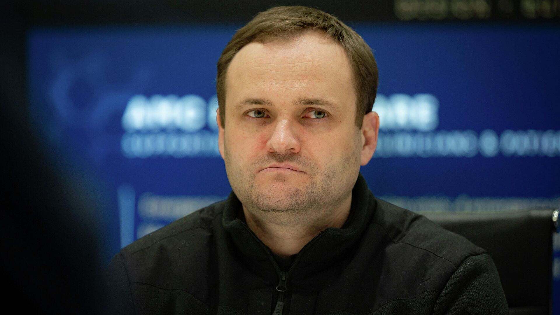 Участки к выборам еще не готовили, заявил министр развития общин Украины