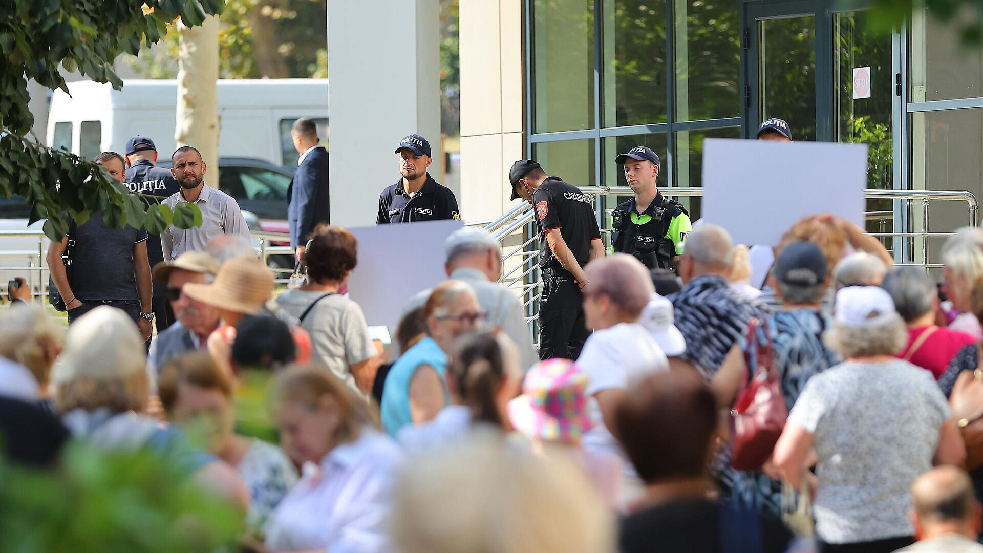 Сторонники блока "Победа" вышли на митинг в Кишиневе