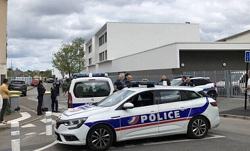 Французского мэра нашли мертвым после поражения на выборах