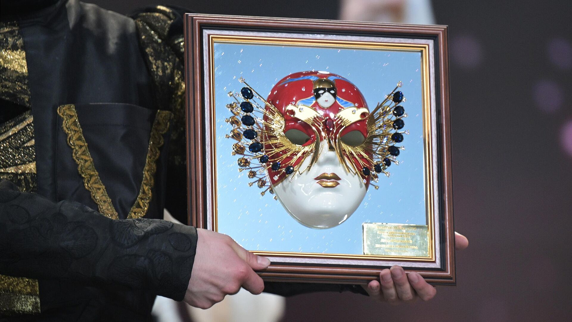 Названы лауреаты спецпремий "Золотой маски"