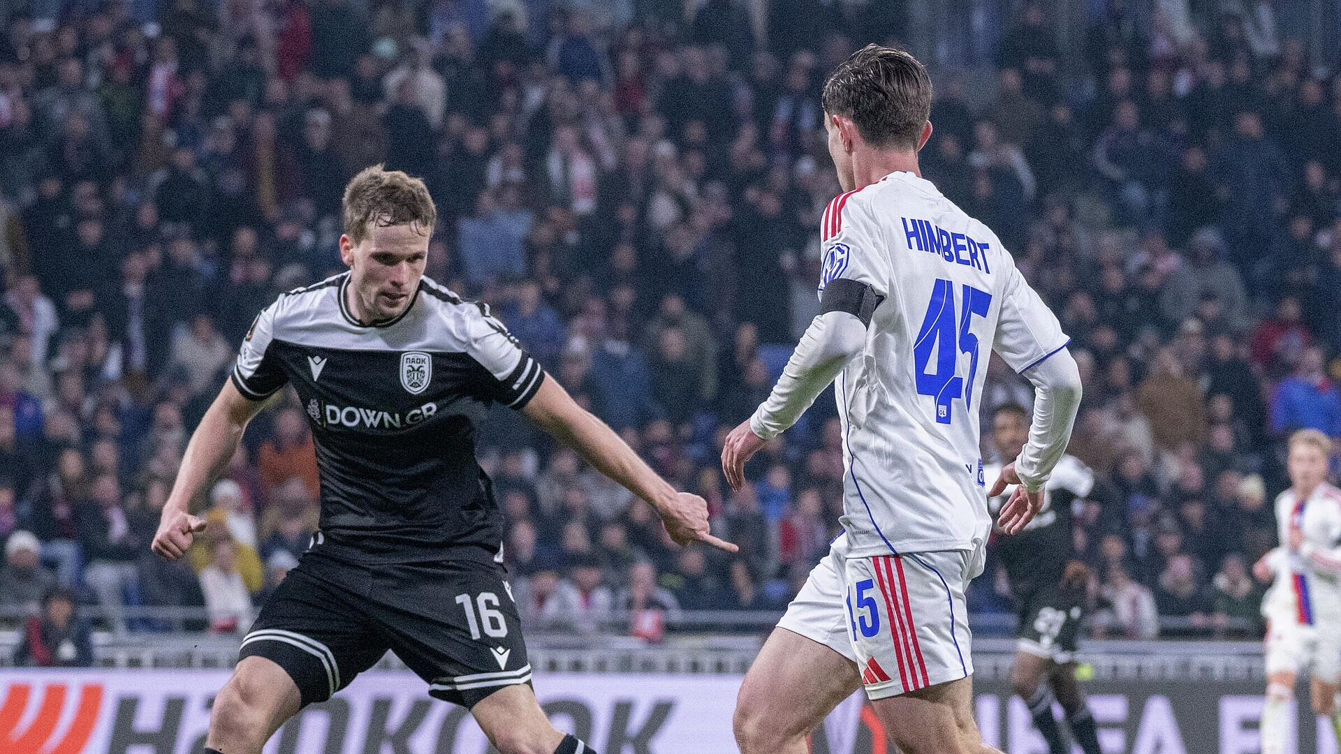 "Лион" победил ПАОК Оздоева и выиграл основной этап Лиги Европы