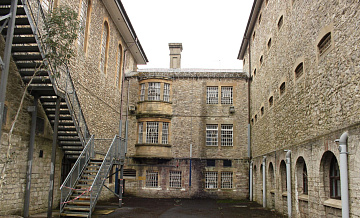 СМИ: в Британии досрочно отпустят заключенных из-за переполненности тюрем