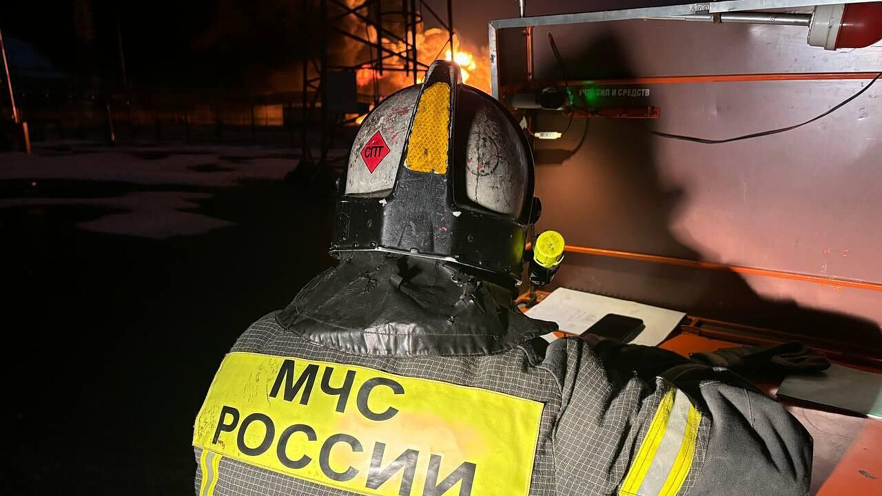 Ветер изменил направление дыма от пожара в Энгельсе