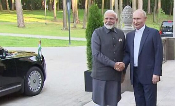 Путин и Моди начали переговоры в Кремле