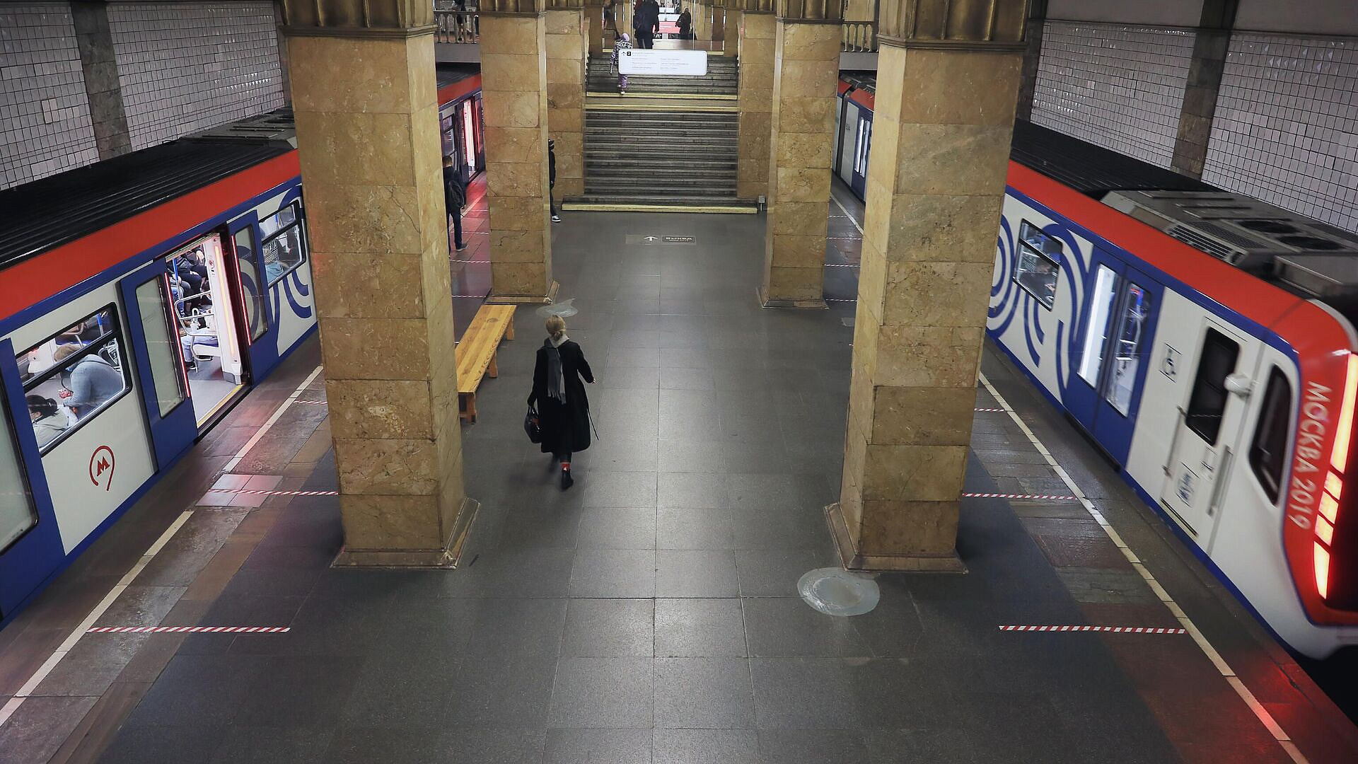 На Сокольнической линии метро увеличили интервалы для проверки состава