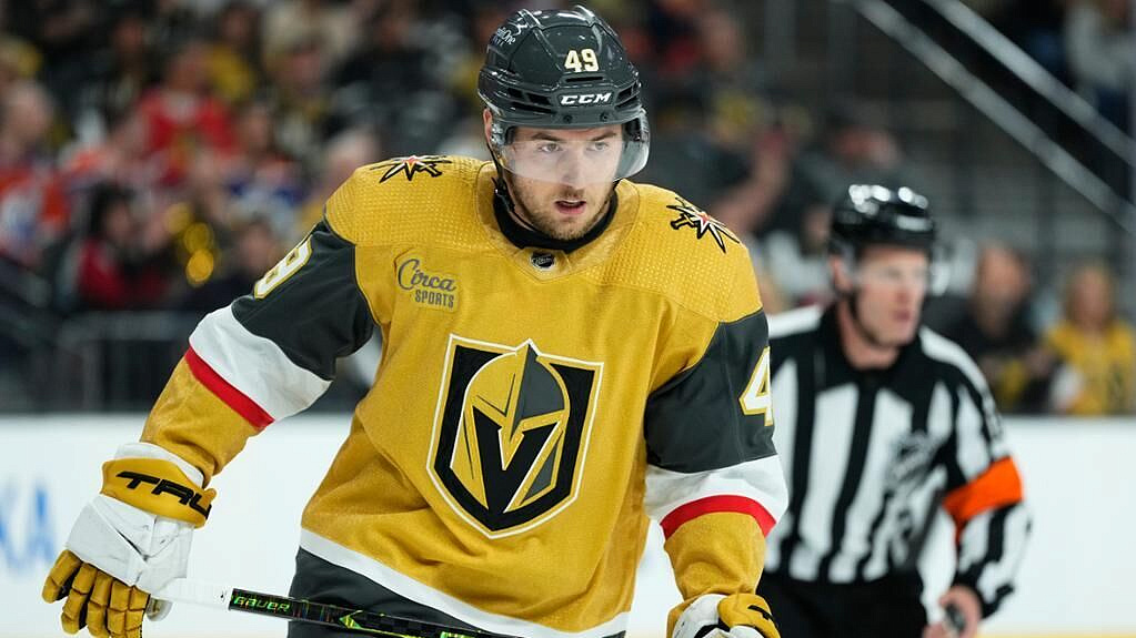 "Юта" обыграла "Вегас" и сравняла счет в серии, несмотря на гол Барбашева