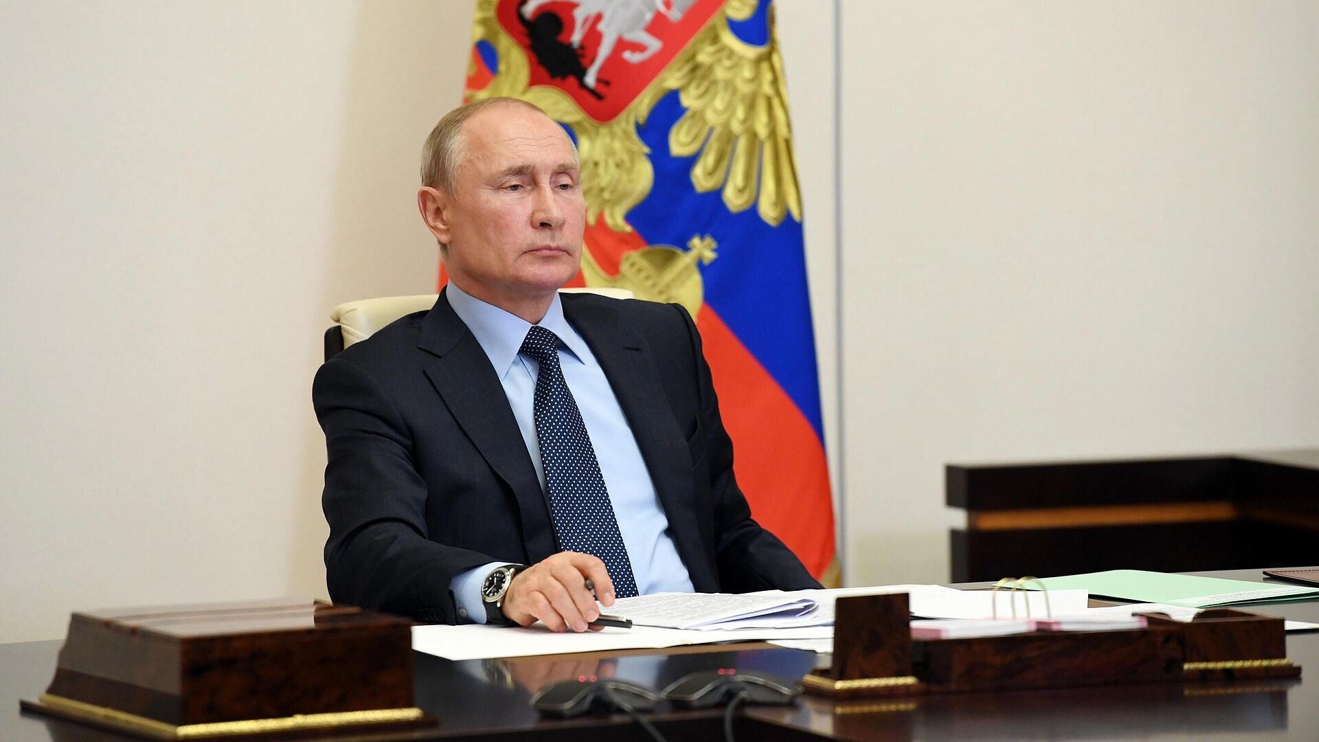 Путин назвал воинскую службу делом чести