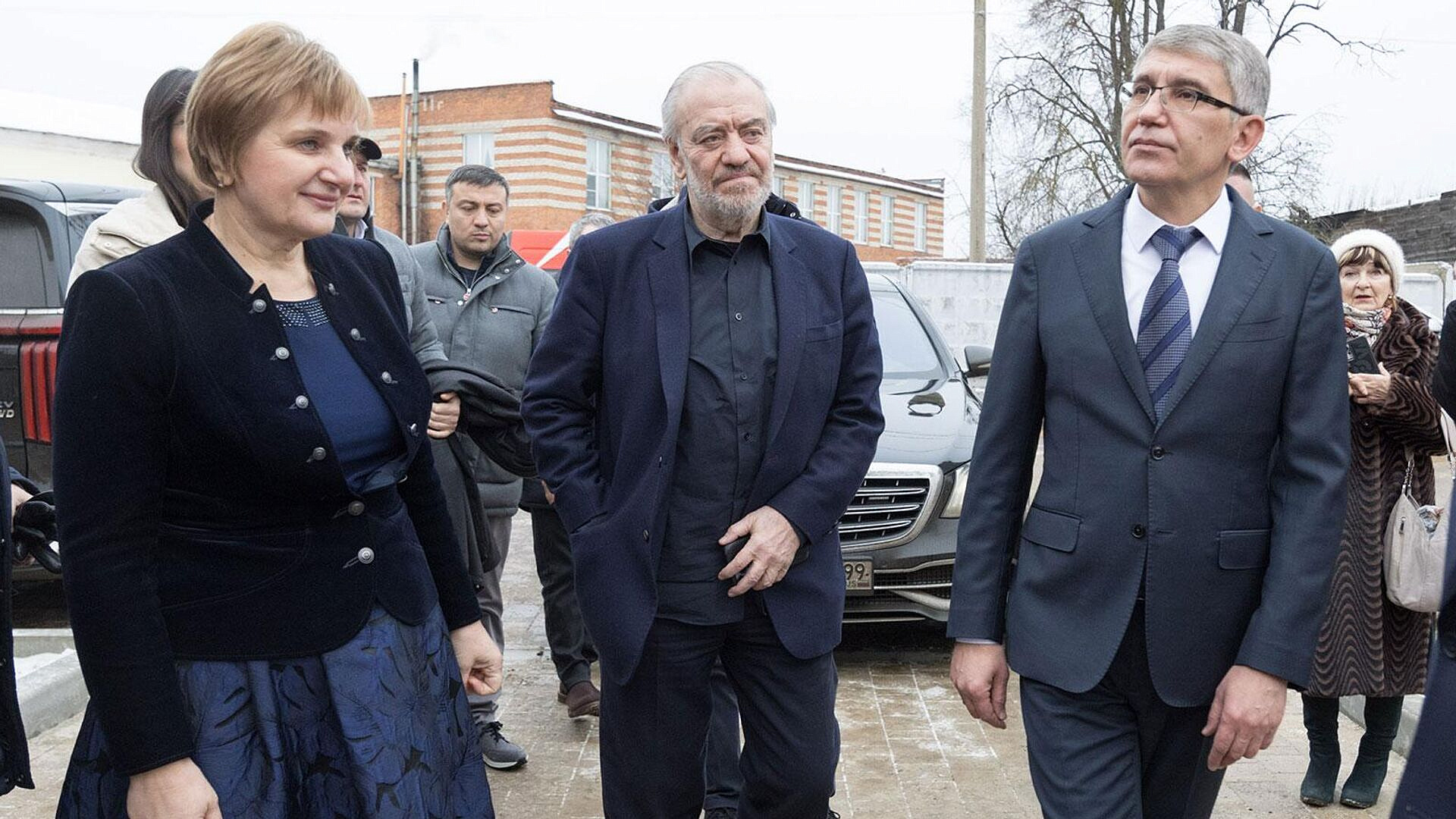 ������ � ������� ������� � �������� �����, ����������� ������� �������