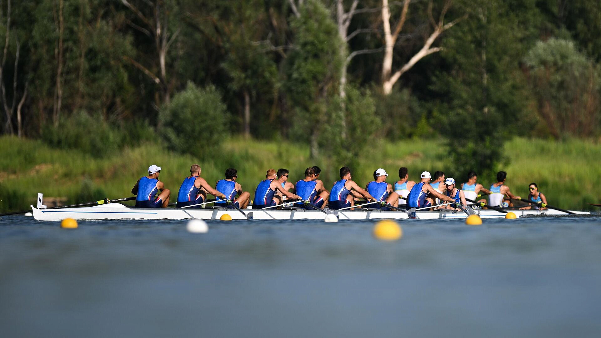 World Rowing допустила российских гребцов до турниров в нейтральном статусе