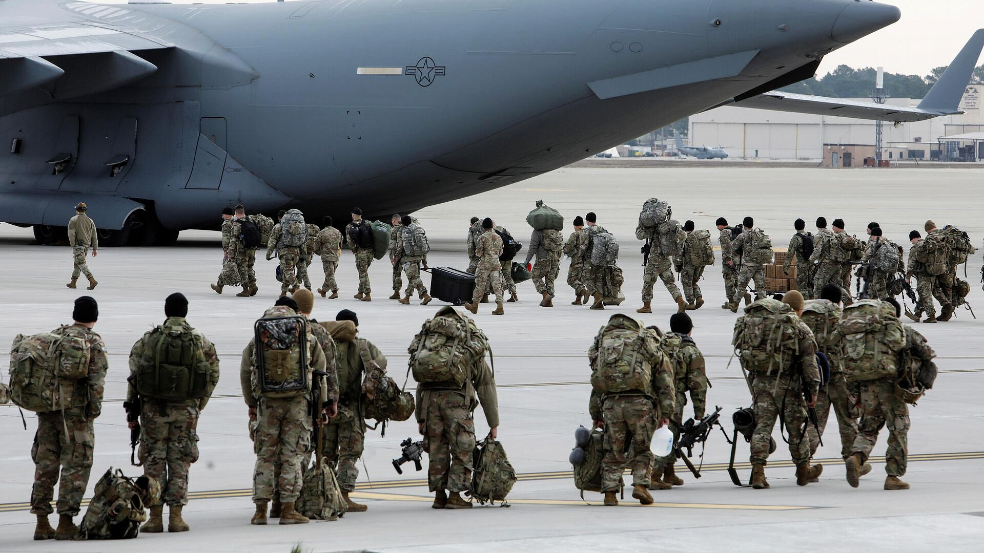 "Кошмар во всей красе". В США пришли в ярость из-за потерь в Иране