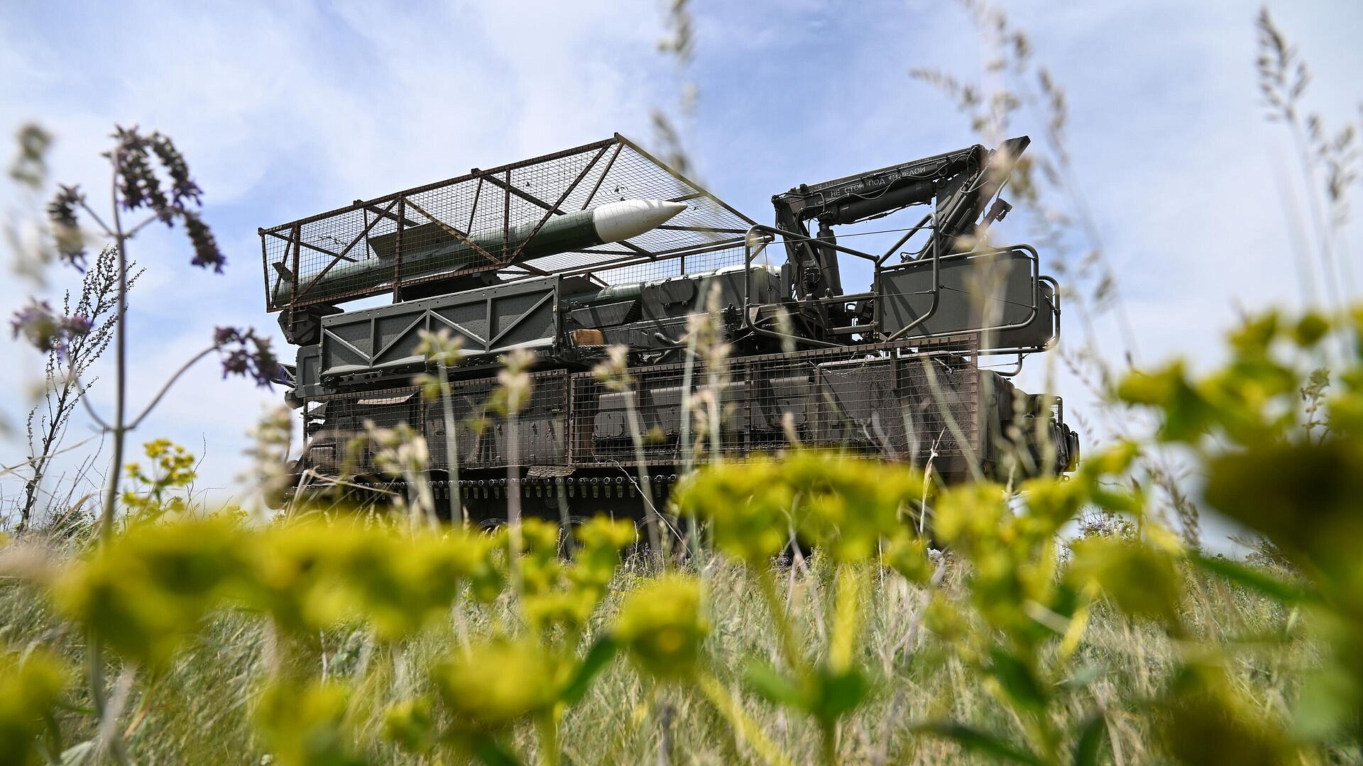 "Алмаз-Антей" передал Минобороны комплексы ПВО