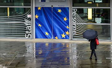 Страны ЕС не задействовали свои нефтяные резервы, заявили в ЕК