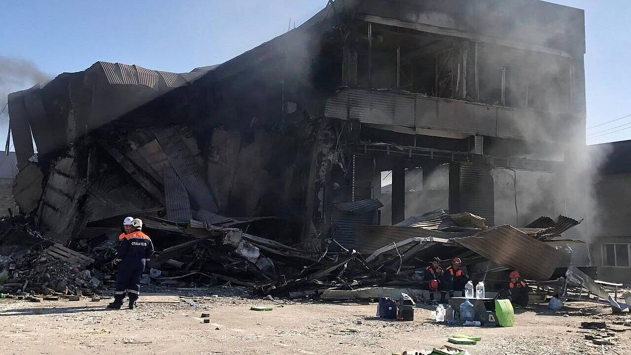 Семьи погибших при взрыве на АЗС в Дагестане получили по миллиону рублей