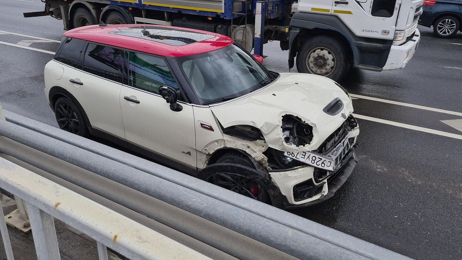 Дептранс Москвы опубликовал статистику по стажу водителей, попавших в ДТП