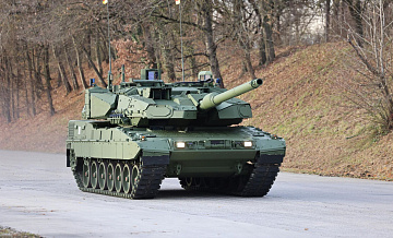 �������� ������� � �������� 44 ����� Leopard 2A8, ������� ����