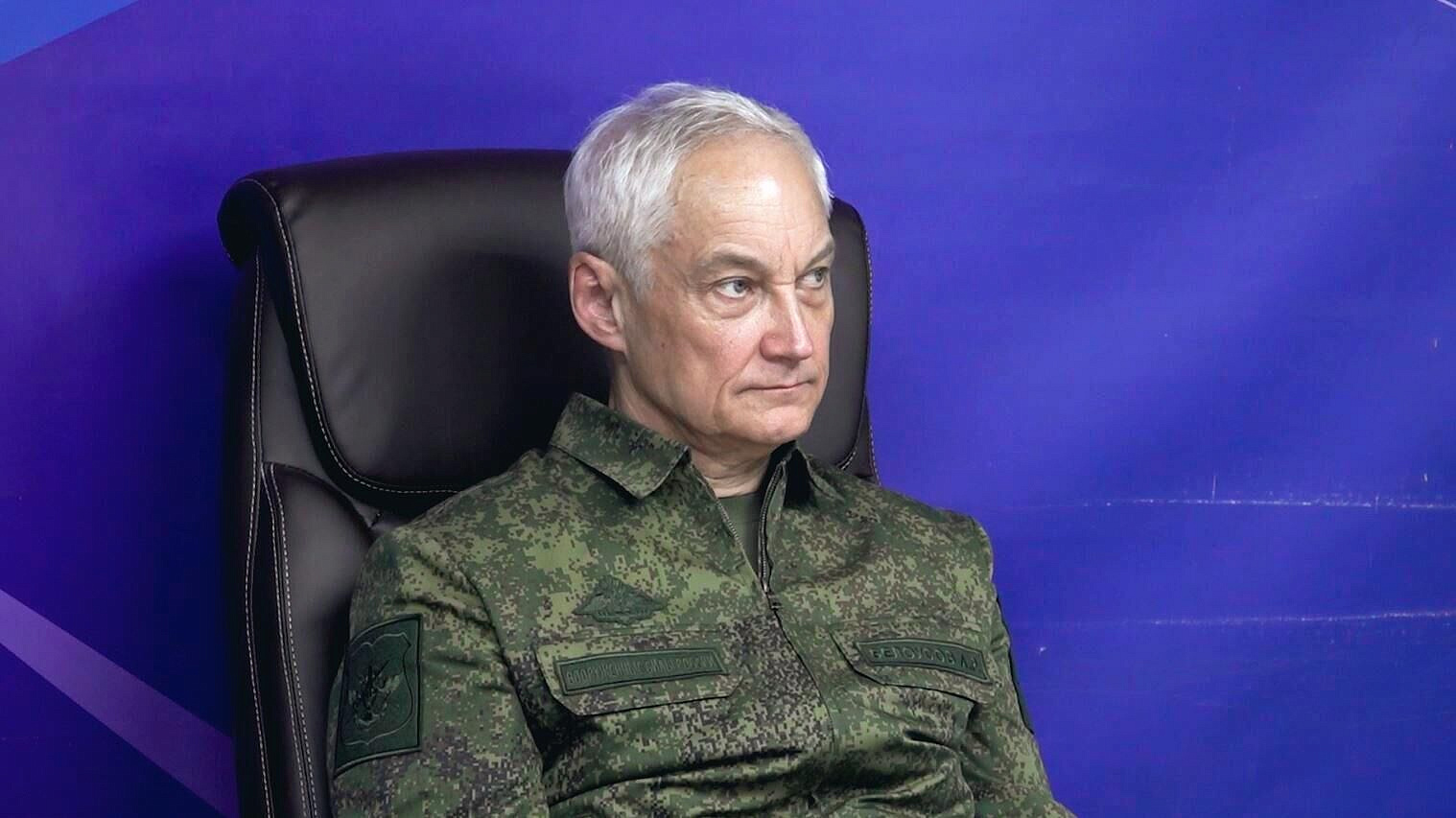 Белоусов проинспектировал группировку "Запад" в зоне СВО