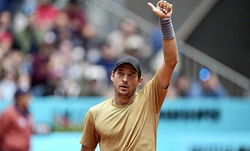 Сербский теннисист попал в больницу после поражения в матче Кубка Дэвиса