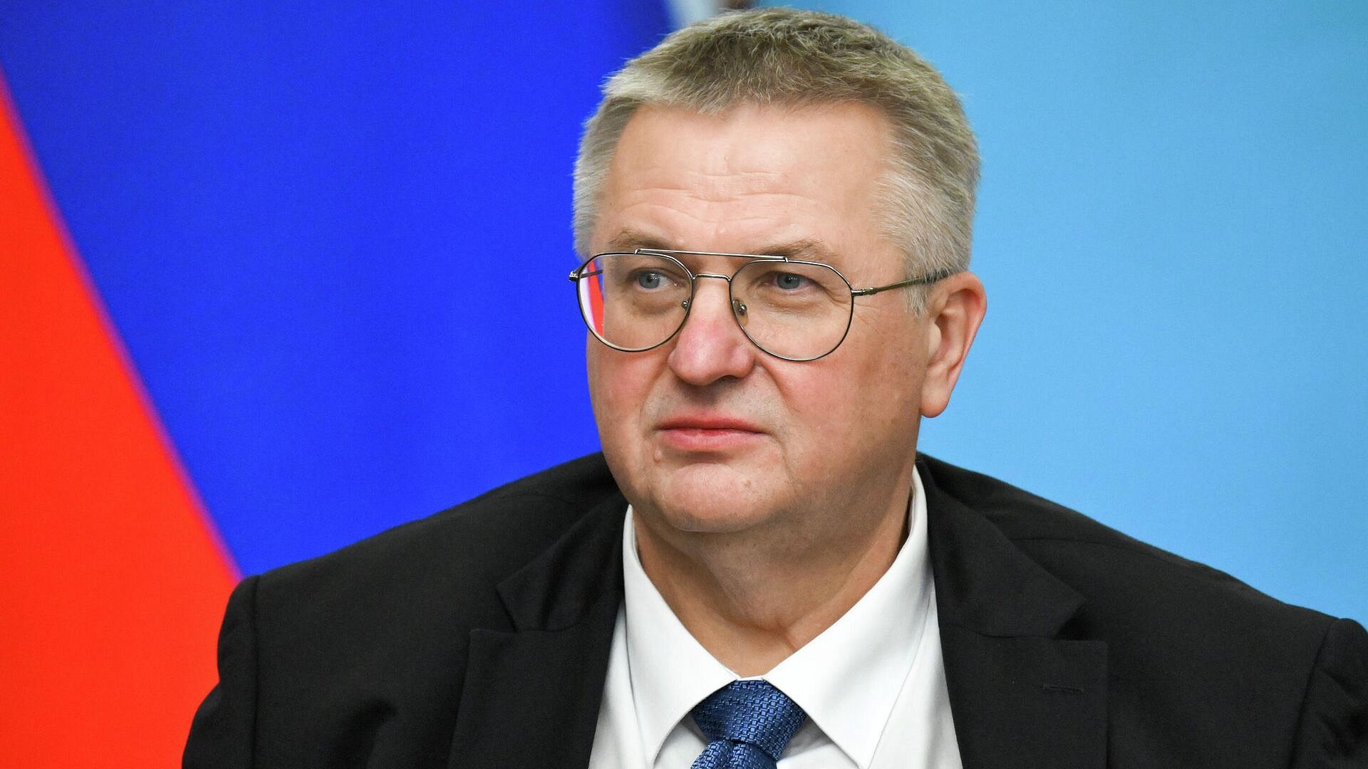 Оверчук прибыл с визитом в Азербайджан