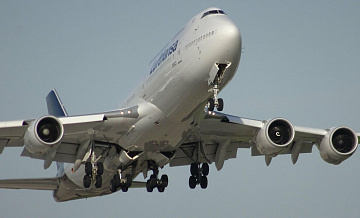 Boeing-747 ������� ����� �� �������� ��-�� ������������� ���������