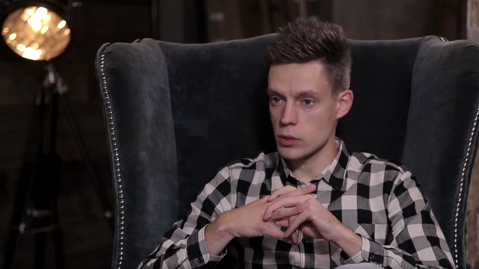 С блогера Дудя* принудительно взыскали штрафы