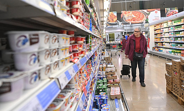 Выручка российского продуктового ритейла за 2025 год выросла на четверть