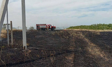 В Севастополе потушили пожар у приусадебных участков