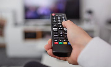 Телеканал ТВ-21 оштрафовали за распространение информации об ЛГБТ*