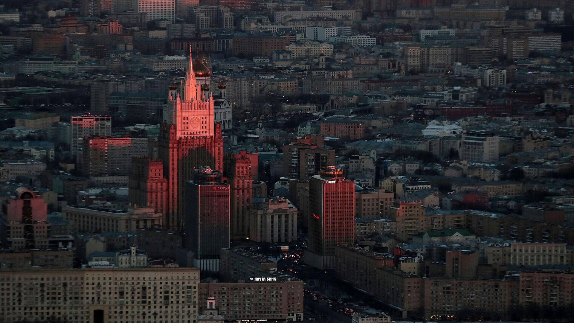 Россия готова рассматривать инициативы Японии по диалогу