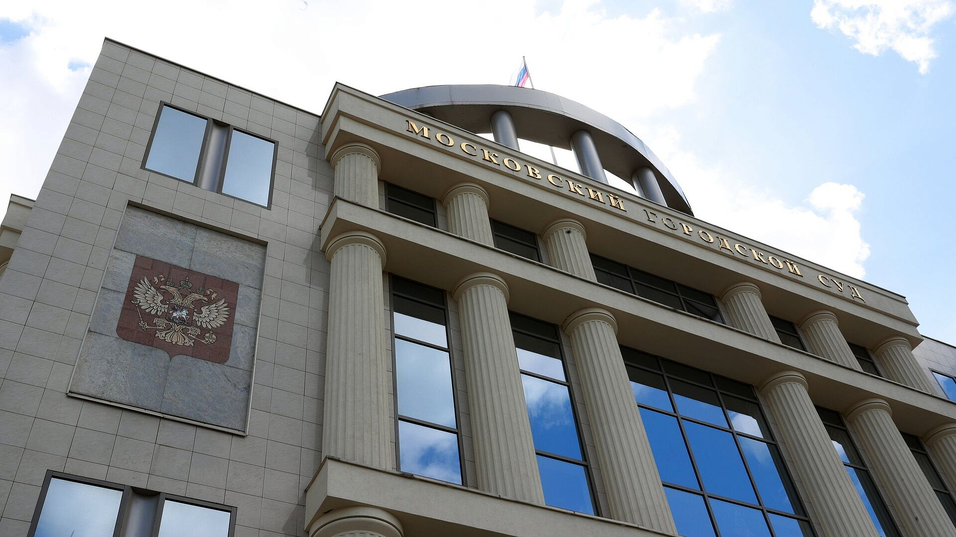 Суд продлил арест фигурантам дела о покушении на Прозорова Суд продлил арест фигурантам дела о покушении на Прозорова