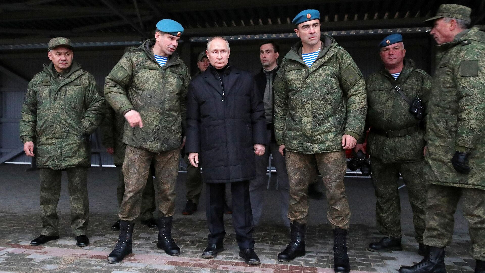 Дюмин рассказал о внимании Путина к участникам СВО Дюмин рассказал о внимании Путина к участникам СВО