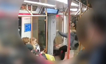Мужчина жестоко избил пассажирку в московском метро
