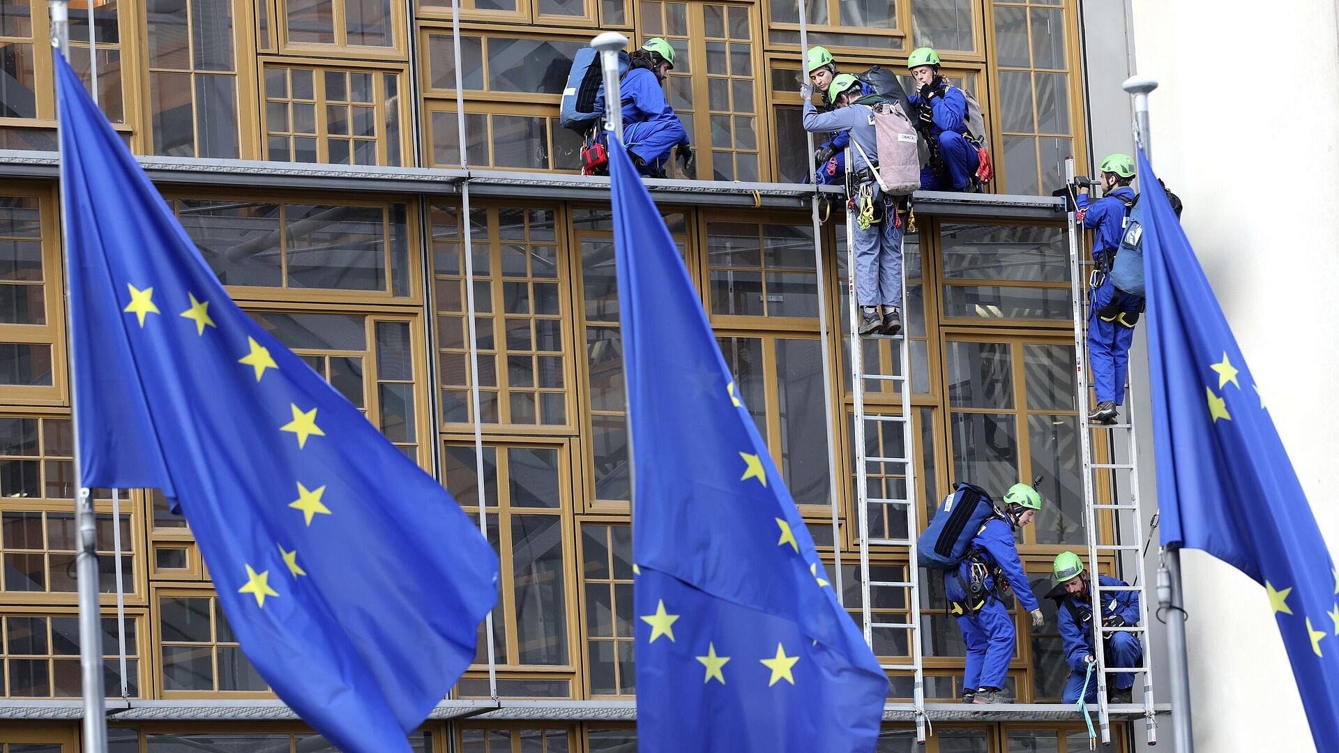 ЕС не принудит Россию к невыгодному соглашению по Украине, заявили в МИД