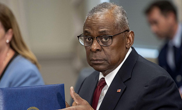 На Западе назвали цель неожиданного визита главы Пентагона на Украину