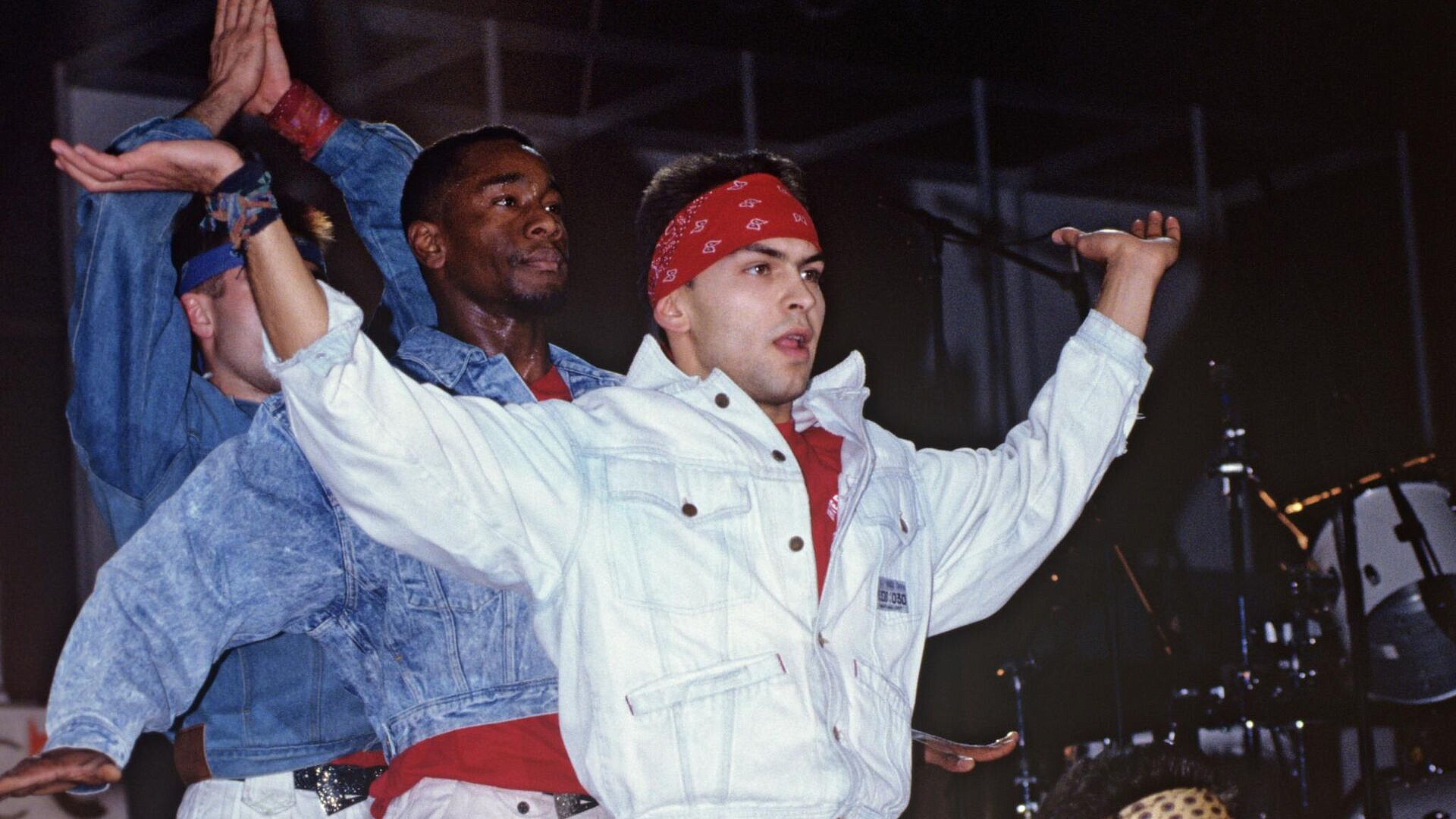 Почему распался легендарный дуэт "Кар-Мэн" и где они сейчас