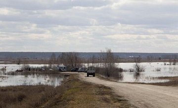 В Кургане закрыли движение по шоссе Тюнина из-за затопления