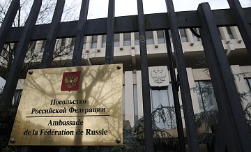 Посольство России во Франции потребовало освободить капитана танкера Tagor