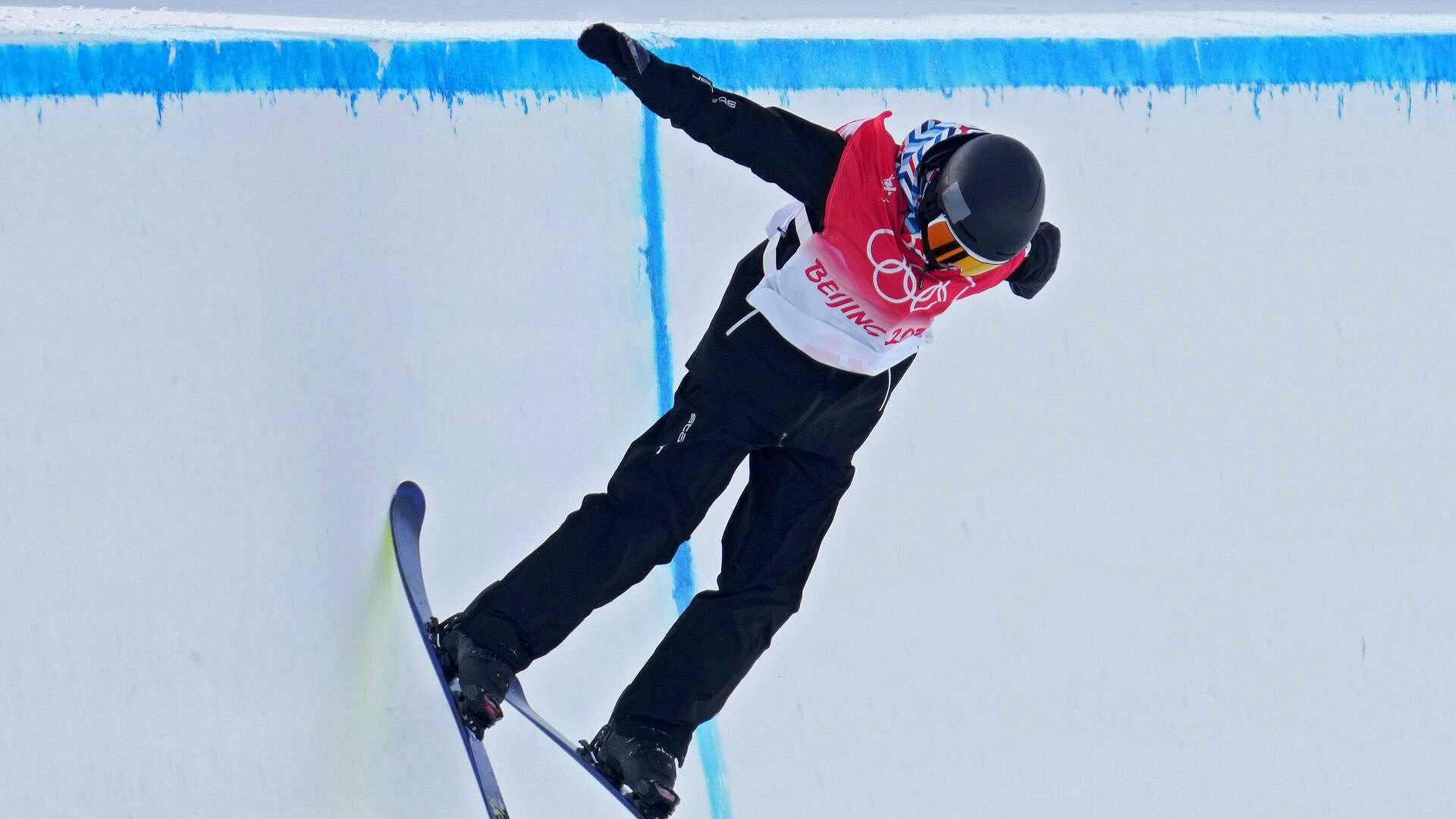 FIS ������������ ����������� ������ ��� ���� ���������� �����������