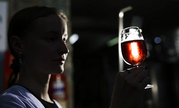 Врач предупредил о скрытой опасности безалкогольных вина и пива