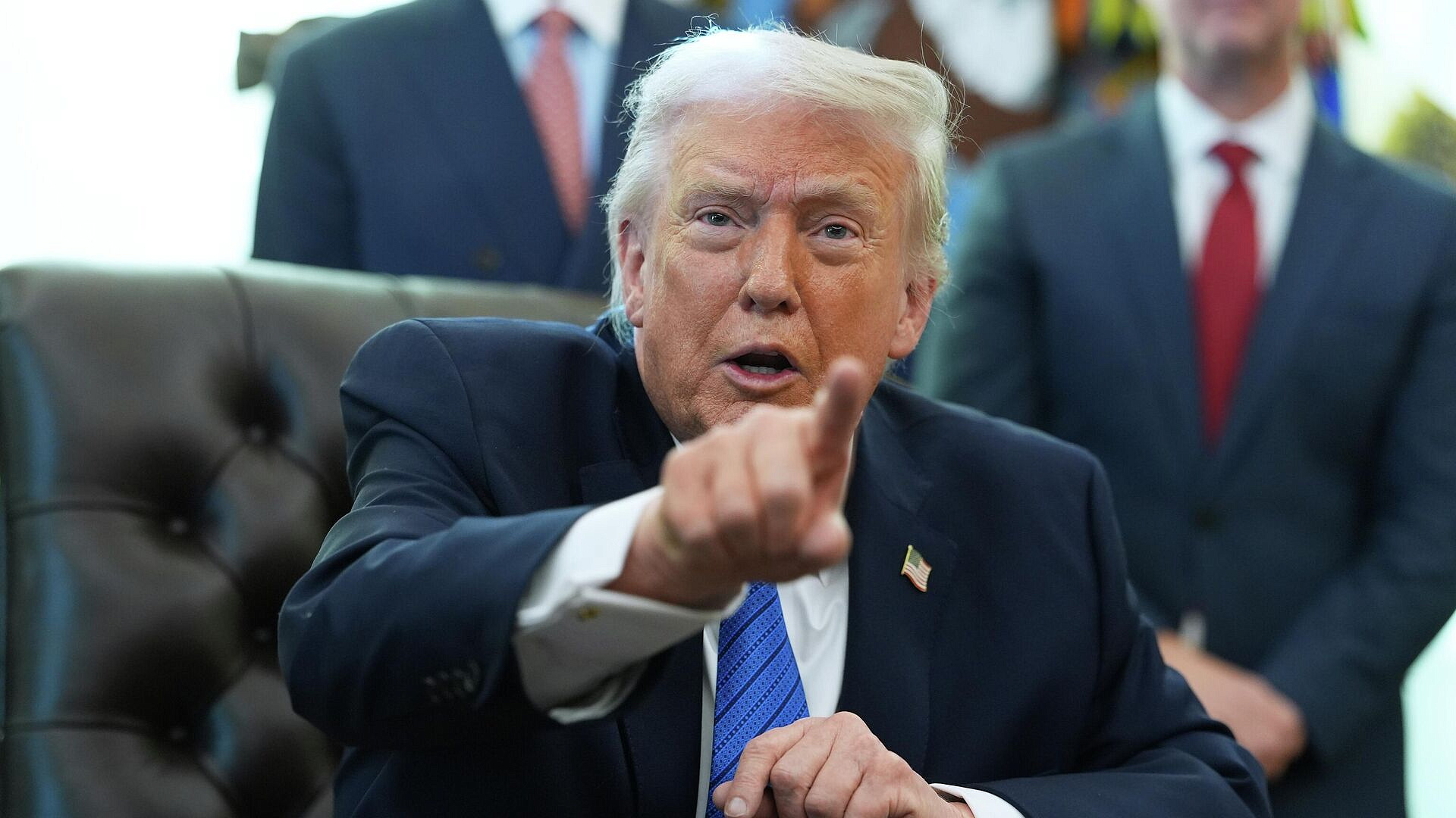 Трамп заявил, что хочет значительно влиять на будущее руководства Ирана